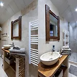 Ours En Bay - Cocon Pour Amoureux Avec Parking Gratuit à Pieds - Près De La Chapelle Des Marins Et De La Baie Appartement